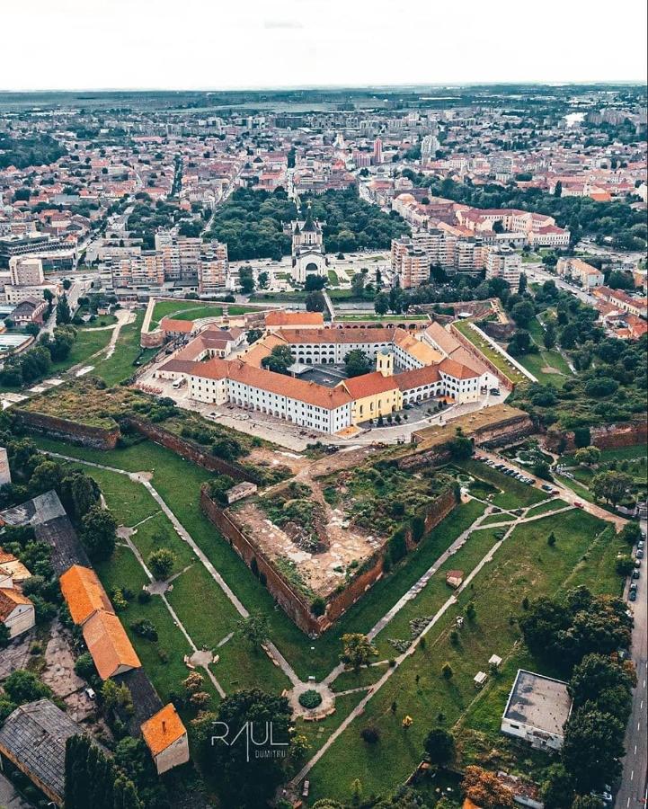 Art Nouveau Apartment Ultracentral Oradea Ngoại thất bức ảnh