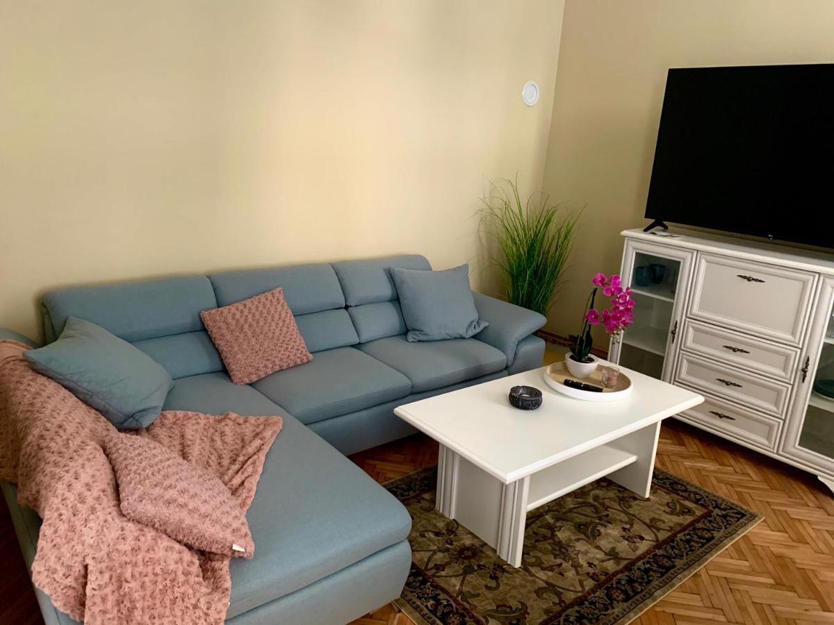 Art Nouveau Apartment Ultracentral Oradea Ngoại thất bức ảnh